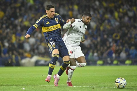 Mosquera fue superado toda la noche por Merentiel. 