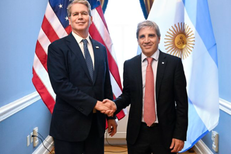 La foto publicada por Scott Bessent tras el encuentro con Luis Caputo