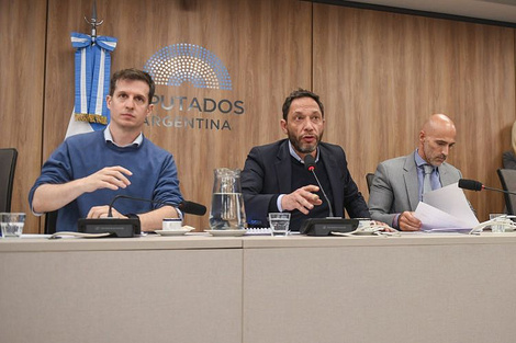 “No vamos a aceptar detener la investigación frente a la obstrucción del Gobierno y de otros poderes”, sentenció el presidente de la comisión Maximiliano Ferraro. 