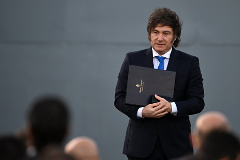 Imagen en caída: Javier Milei llega a las legislativas con la peor aceptación desde que asumió