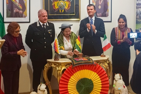 Bolivia recuperó una pieza tiwanacota de más de 2000 años de antigüedad que estaba en Italia