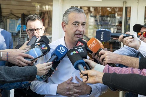 Javkin convocó a la prensa en el ETUR para festejar el crecimiento turístico. (Fuente: Prensa Municipalidad Rosario)