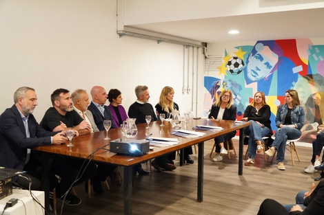 Presentan un acuerdo para el tratamiento mediático de jóvenes en conflicto con la ley penal