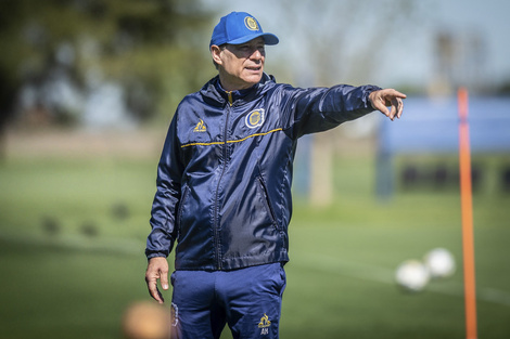 Torneo Clausura: con cuatro partidos continúa la 13º fecha en un domingo con aires mundialistas