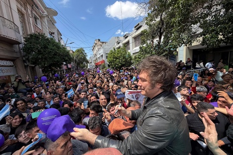 El presidente Javier Milei de campaña en Santiago del Estero.