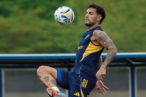 Paredes corre riesgo de no jugar el Superclásico