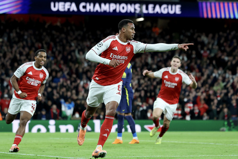 El Arsenal inglés le marcó cuatro al Atlético (Fuente: EFE)