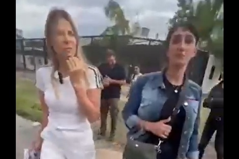 Karen Reichardt y Leila Gianni pasearon por La Matanza