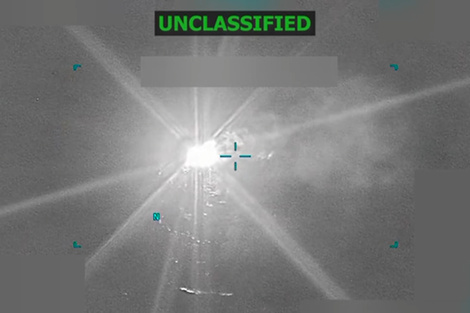 El Departamento de Defensa de EE.UU. compartió la captura de pantalla del ataque contra una nueva embarcación