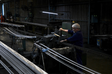 La industria redujo su actividad en 5,1% el útimo año