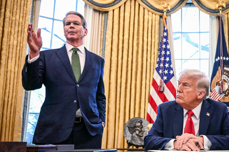 El presidente norteamericano Donald Tump y el secretario del Tesoro, Scott Bessent