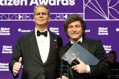 Scott Bessent y Javier Milei, sonrisas, nueva visita y un paquete de compromisos que siguen sin mostrar