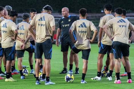 Mundial Sub 17: Argentina busca otro triunfo clave ante Túnez