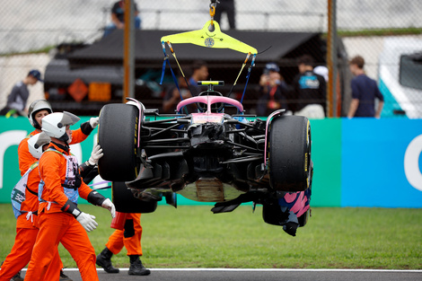 El A525 de Colapinto tuvo que ser reparado velozmente para la clasificación en San Pablo (Fuente: AFP)