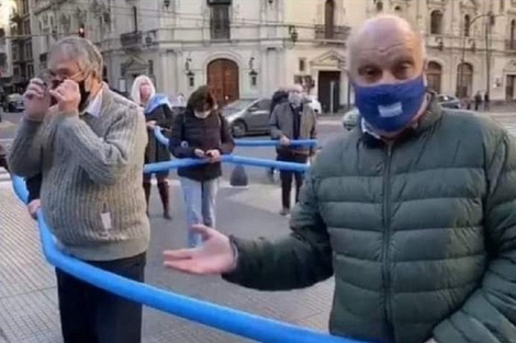 "La Marcha fue cosa de locos": Para Stoppelman la marcha anticuarentena fue un chiste