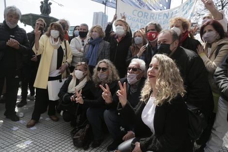 "Están desesperados por dar impunidad a Macri": masiva marcha en repudio a la reforma judicial porteña