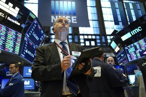 Las acciones argentinas se derrumban en Wall Street por el desplome de un gigante asiático