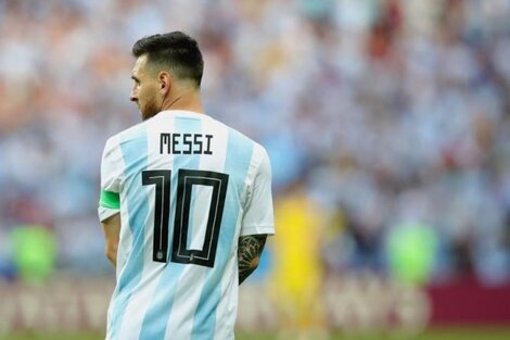 Lionel Messi "está a disposición" para jugar, aseguró Lionel Scaloni