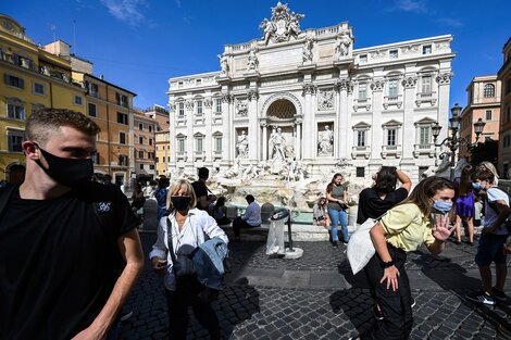 Italia: los vacunados no deberán aislarse tras ser contacto estrecho