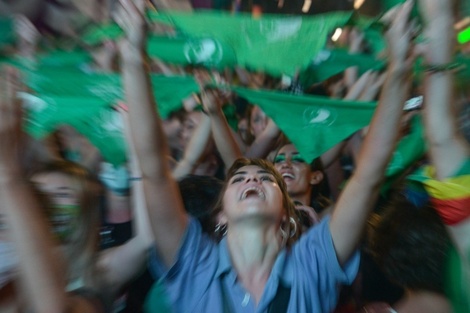 Diputados aprobó el aborto legal, seguro y gratuito