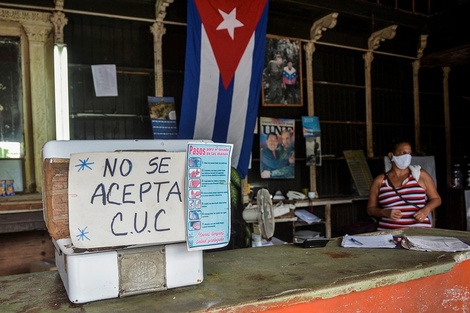 Cuba elimina la doble moneda y el CUC dejará de circular en enero