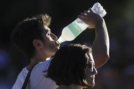 Ola de calor: qué es el Alerta Violeta y cómo prevenir efectos adversos de salud