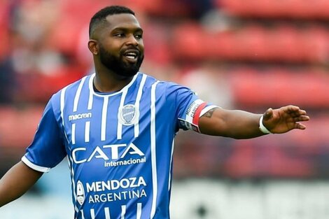 Conmebol, AFA y clubes argentinos y uruguayos despidieron al "Morro" García