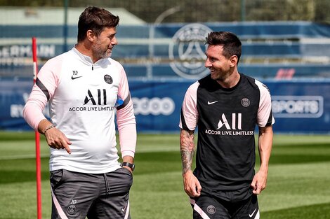 PSG se mide con Racing de Estrasburgo y presentará a Lionel Messi en un estadio repleto de hinchas