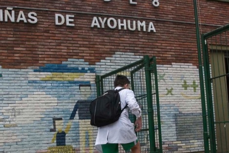 Murió un docente porteño por coronavirus y los gremios convocaron a un paro