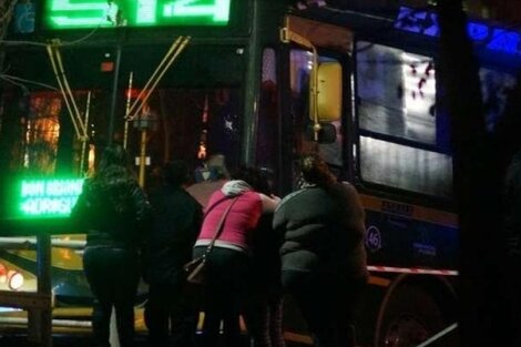 Levantaron el paro de colectivos en el AMBA y se normaliza el servicio: qué líneas volverán a circular por la noche