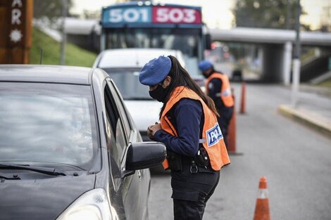 Nuevo confinamiento: cuáles son los trabajadores que pueden circular y usar transporte público durante el aislamiento