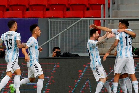 Argentina enfrenta a Uruguay por Eliminatorias: dónde verlo y a qué hora