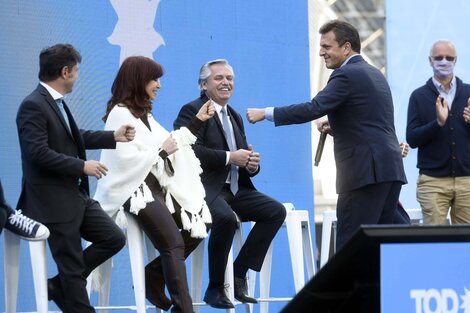 Las galletitas de Alberto Fernández, el recuerdo de Cristina y el chiste de Massa: perlitas del acto del Frente de Todos