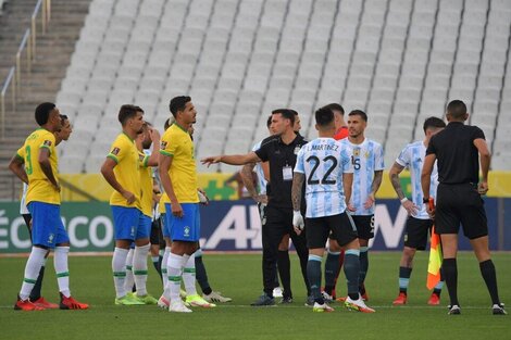 El gobierno argentino cruzó a Brasil tras el escándalo en las Eliminatorias: “Parece una puesta en escena”