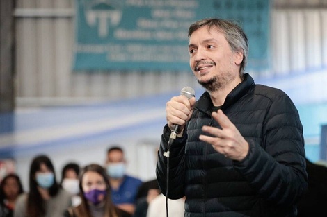 Máximo Kirchner votó en La Plata y llamó a la gente a participar de los comicios