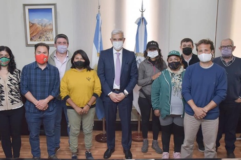 Julián Domínguez recibió a la Mesa Agroalimentaria: sustentabilidad y abastecimiento, entre los ejes del encuentro