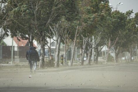 Rige una alerta amarilla por vientos fuertes en 13 provincias