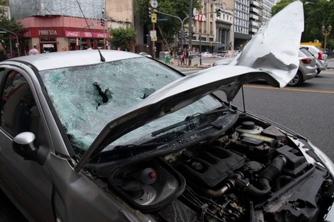 Balvanera: un auto perdió el control y atropelló a cinco personas