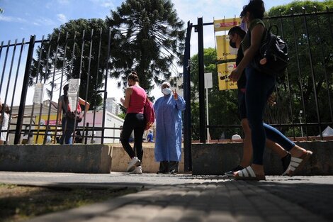 El Ministerio de Salud adelantó cuando bajarán los contagios de covid