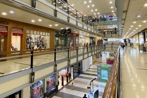 La Ciudad evalúa reabrir los shoppings el lunes próximo