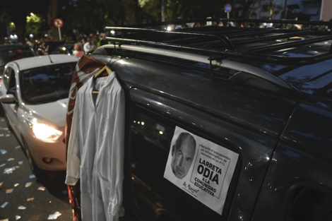 Las clases presenciales suman más rechazo y un grupo de familias convoca a un "bocinazo" contra Larreta