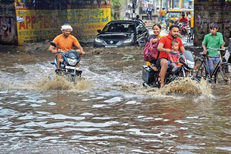 India: lluvias monzónicas causan 79 muertos y decenas de desaparecidos