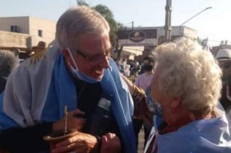 El intendente de la ciudad de Vicentin marchó contra la cuarentena y ahora tiene coronavirus