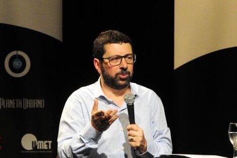 Alfredo Zaiat: "Hay que recuperar los ingresos de los sectores populares"