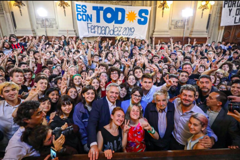 Pepe Mugica y Alberto Fernández y una charla inspiradora a los jóvenes