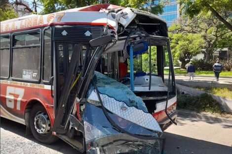 Fuerte choque en el Metrobus de la 9 de Julio: hay 17 heridos