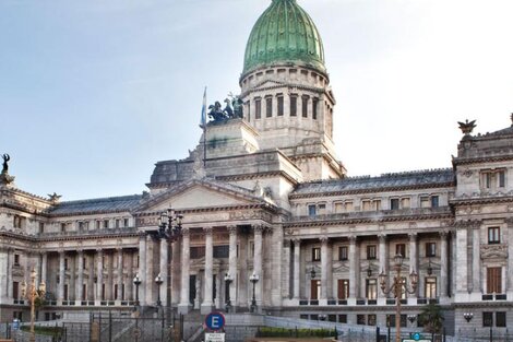 Quiénes son los cuatro diputados que asumirán sus bancas hoy en el Congreso