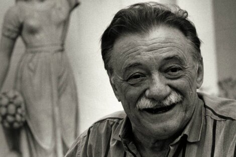 Apo lee "La muerte", de Mario Benedetti