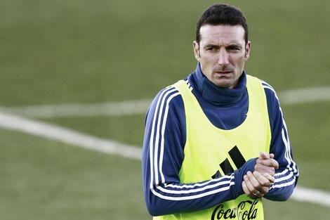 Lionel Scaloni: "Es un placer jugar en nuestro país"