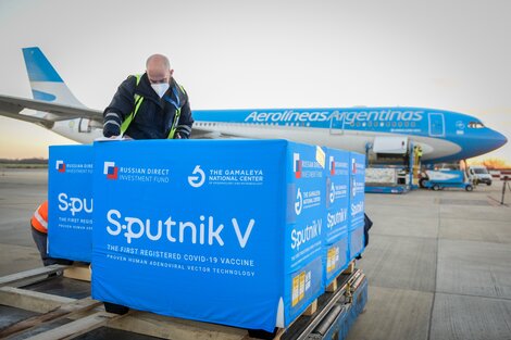 Coronavirus: partió un nuevo vuelo de Aerolíneas Argentinas rumbo a Moscú para traer vacunas